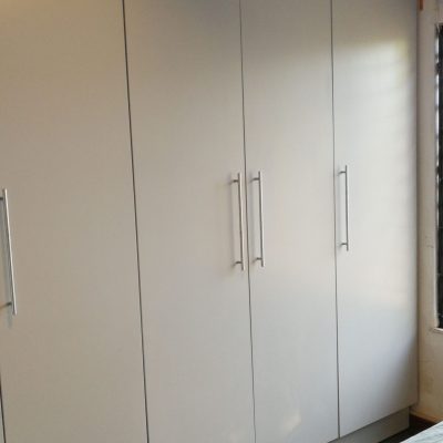Bedroom Cupboards in White melamine