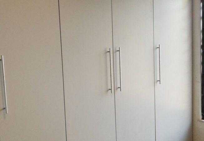 Bedroom Cupboards in White melamine