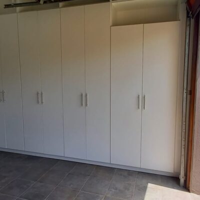 Garage Cupboards in White melamine